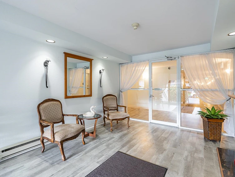 305-17695 58 Avenue, Surrey, BC, V3S 1L5 - 6