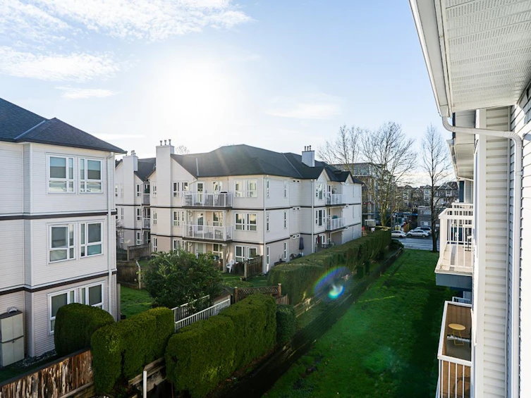 305-17695 58 Avenue, Surrey, BC, V3S 1L5 - 29