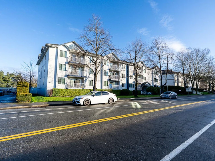 305-17695 58 Avenue, Surrey, BC, V3S 1L5 - 2