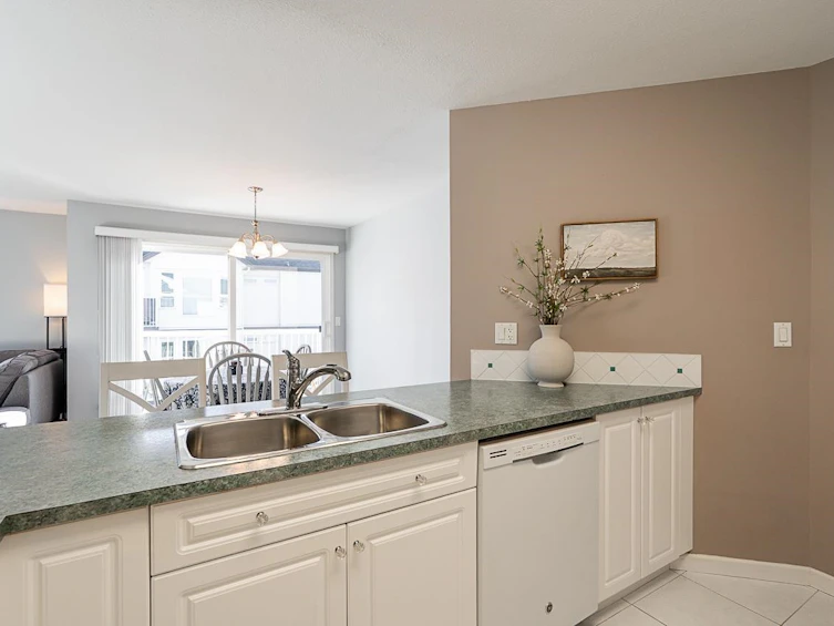 305-17695 58 Avenue, Surrey, BC, V3S 1L5 - 9