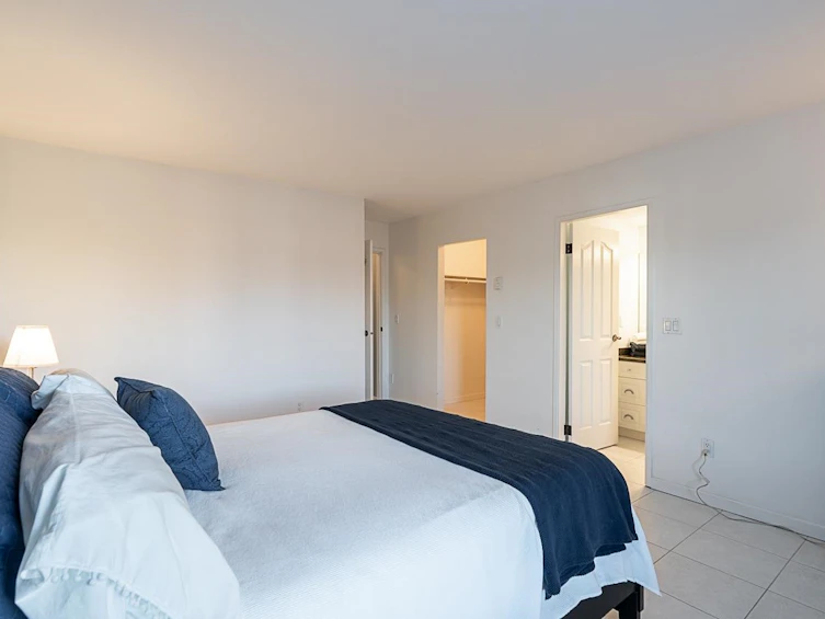 305-17695 58 Avenue, Surrey, BC, V3S 1L5 - 19