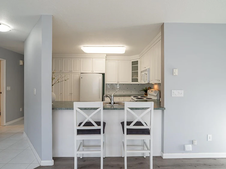 305-17695 58 Avenue, Surrey, BC, V3S 1L5 - 10