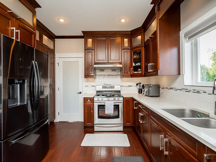 7568 19th Avenue, Burnaby, BC, V3N 1E6 - 9