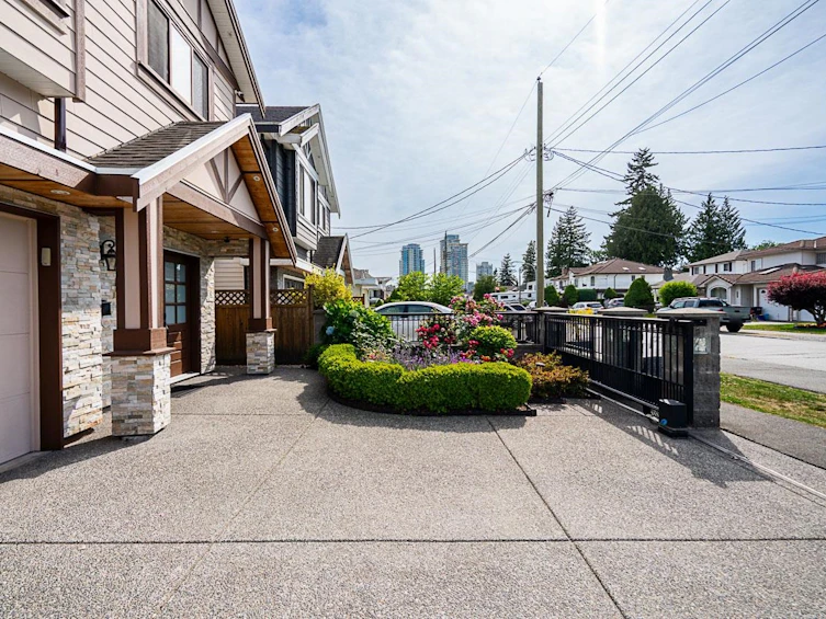 7568 19th Avenue, Burnaby, BC, V3N 1E6 - 3
