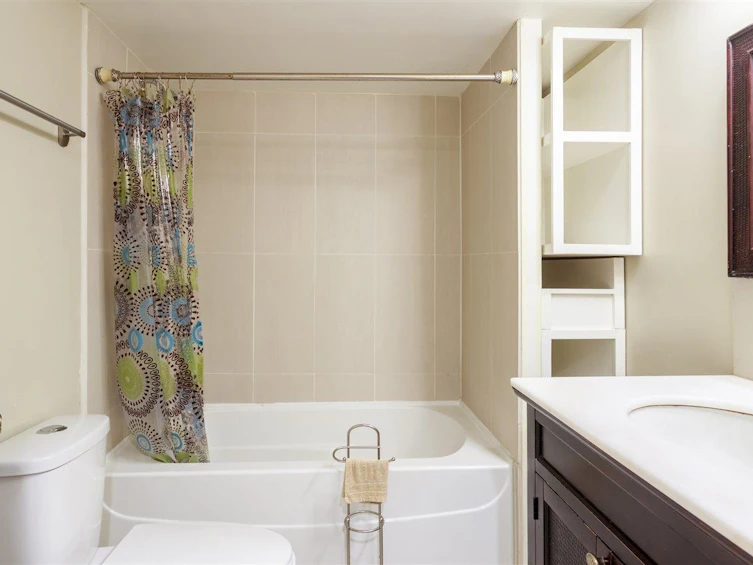6895 Curtis Street, Burnaby, BC, V5B 2B2 - 24