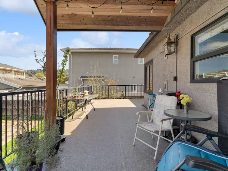 6895 Curtis Street, Burnaby, BC, V5B 2B2 - 14