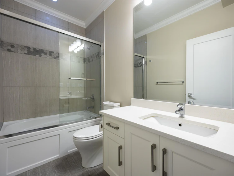 3056 Lazy A Street, Coquitlam, BC, V3C 3N7 - 36