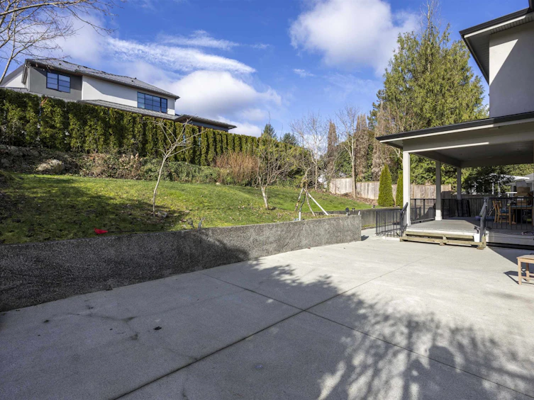 3056 Lazy A Street, Coquitlam, BC, V3C 3N7 - 39