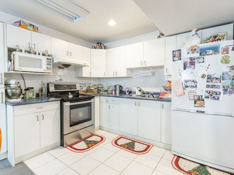 9318 Cinnamon Drive, Surrey, BC, V3V 1V2 - 15