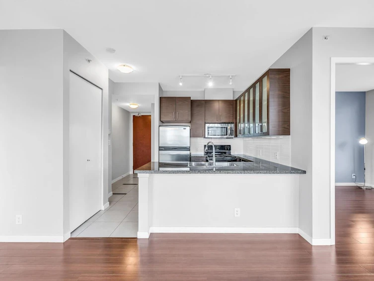 2006-2345 Madison Avenue, Burnaby, BC, V5C 0B4 - 13