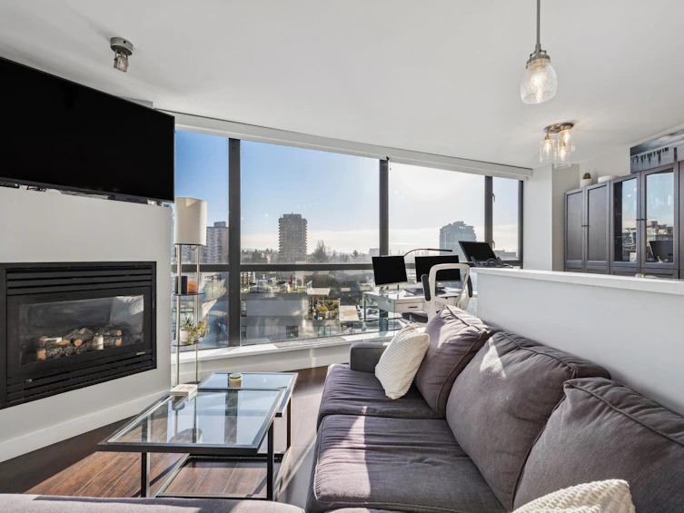 1001-124 W 1st Street, North Vancouver, BC, V7M 3N3 - 11