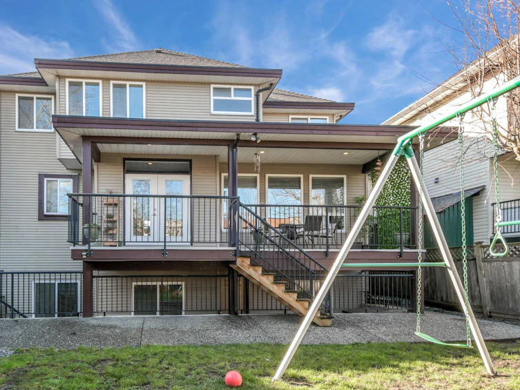 5448 189a Street, Surrey, BC, V3S 6R4 - 2