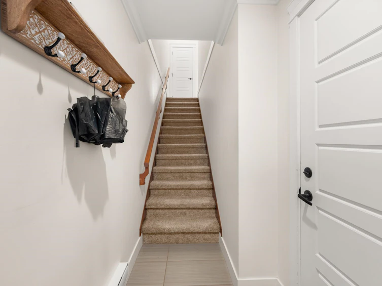 7-17171 2b Avenue, Surrey, BC, V3Z 9R1 - 4