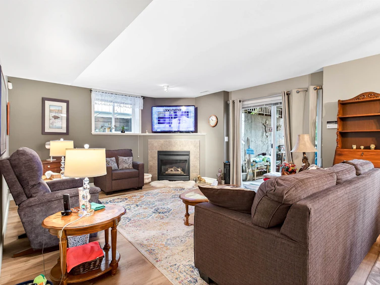 16728 62a Avenue, Surrey, BC, V3S 9L3 - 25