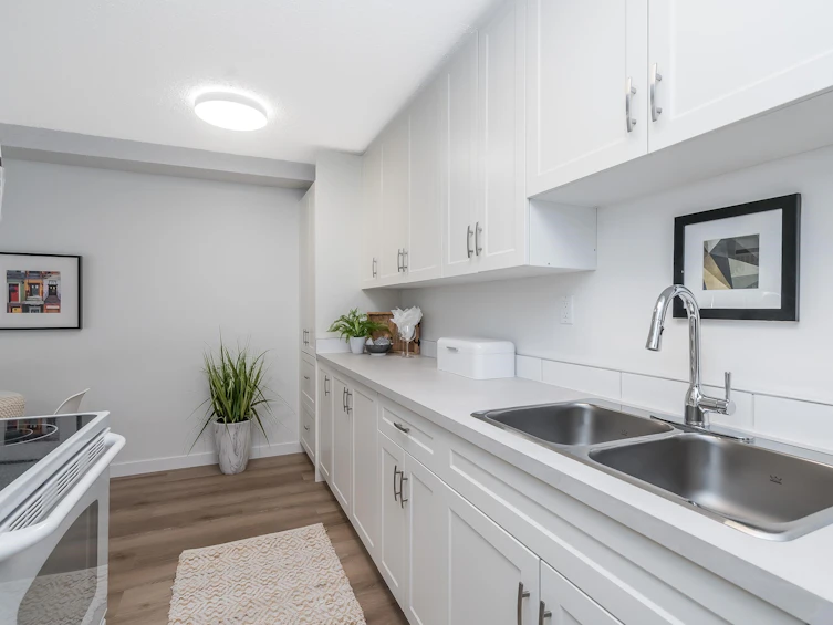 110-15020 North Bluff Road, Surrey, BC, V4B 5A4 - 7