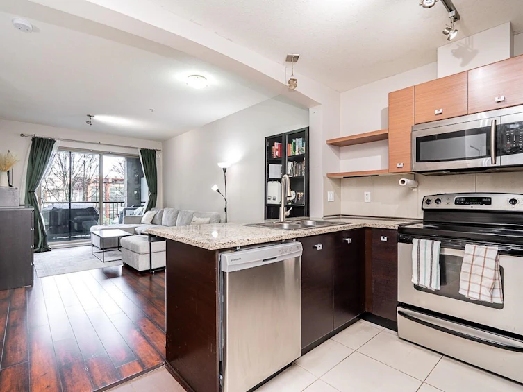 233-6628 120 Street, Surrey, BC, V3W 1T7 - 6