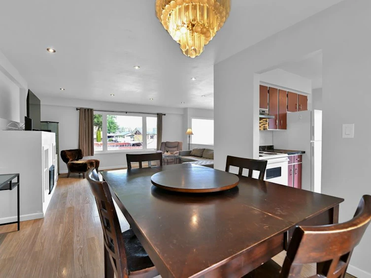14486 109 Avenue, Surrey, BC, V3R 1Y1 - 8