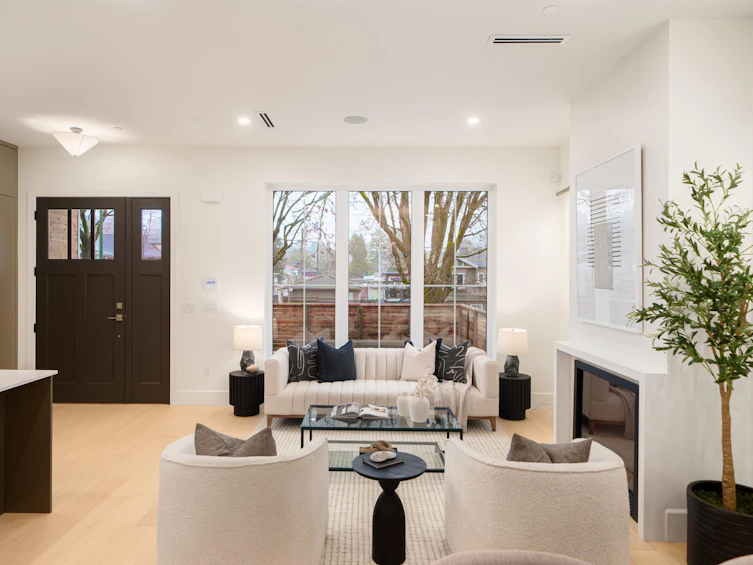 1-745 Skeena Street, Vancouver, BC, V5K 4P4 - 11