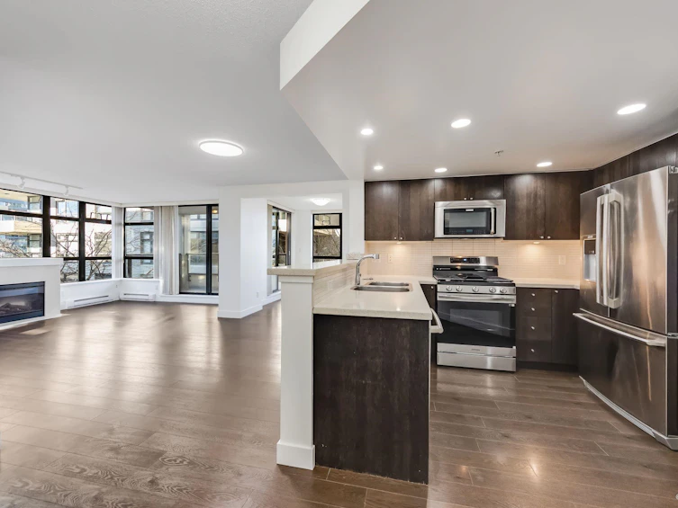 503-8180 Lansdowne Road, Richmond, BC, V6X 0B1 - 3