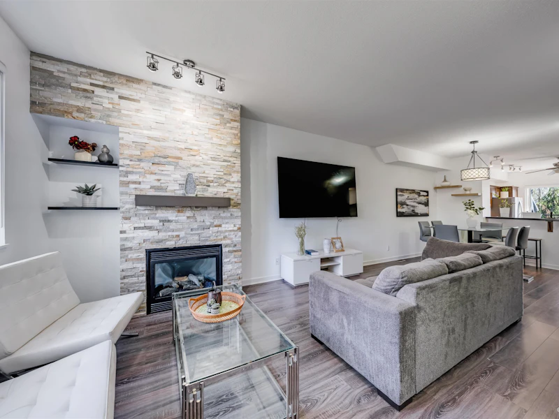 31 - 6635 192nd Street, Surrey BC V4N 5T9