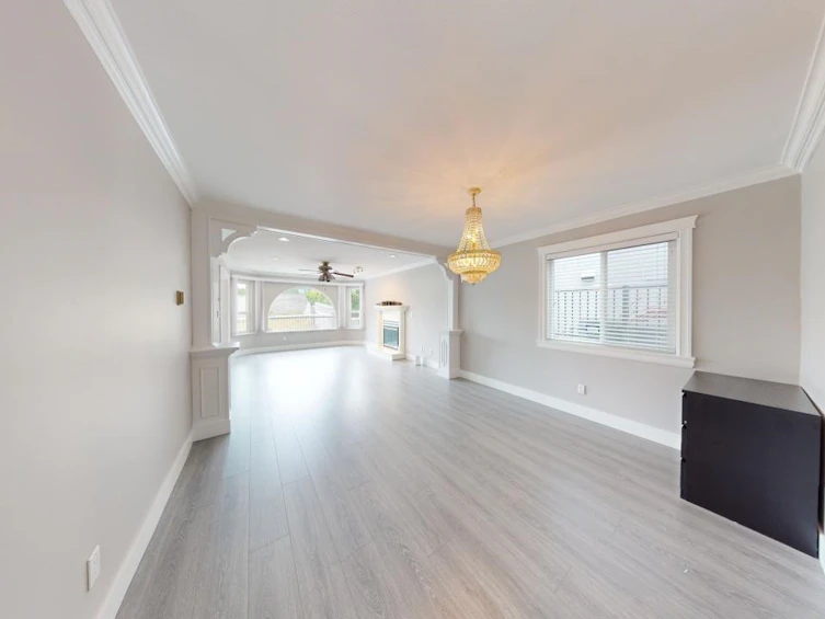 7563 Cariboo Road, Burnaby, BC, V3N 4X2 - 6
