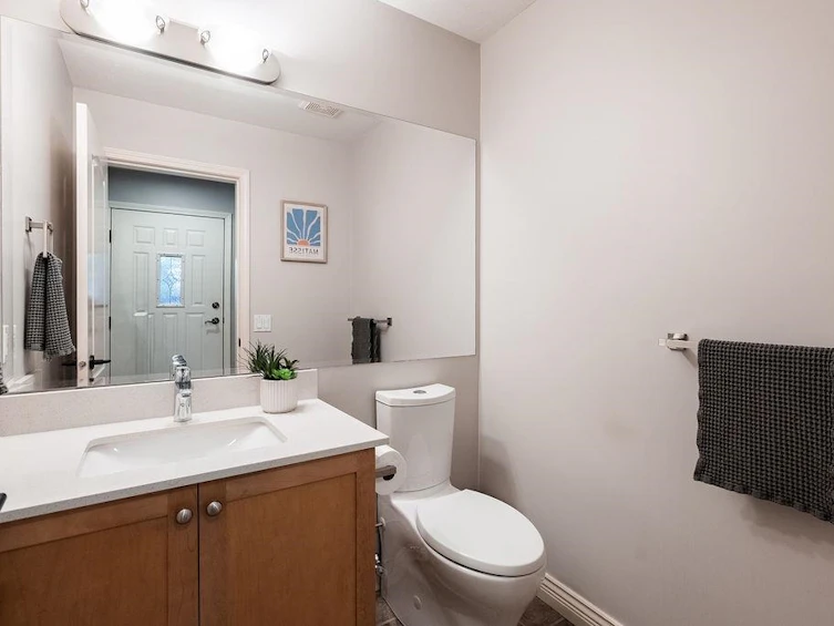 9-2688 Mountain Highway, North Vancouver, BC, V7J 2N5 - 22