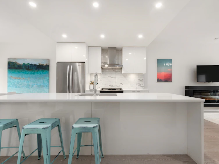 3-3595 Salal Drive, North Vancouver, BC, V7G 0A7 - 6