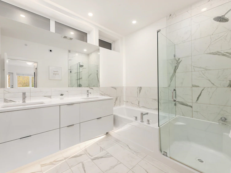 3-3595 Salal Drive, North Vancouver, BC, V7G 0A7 - 21