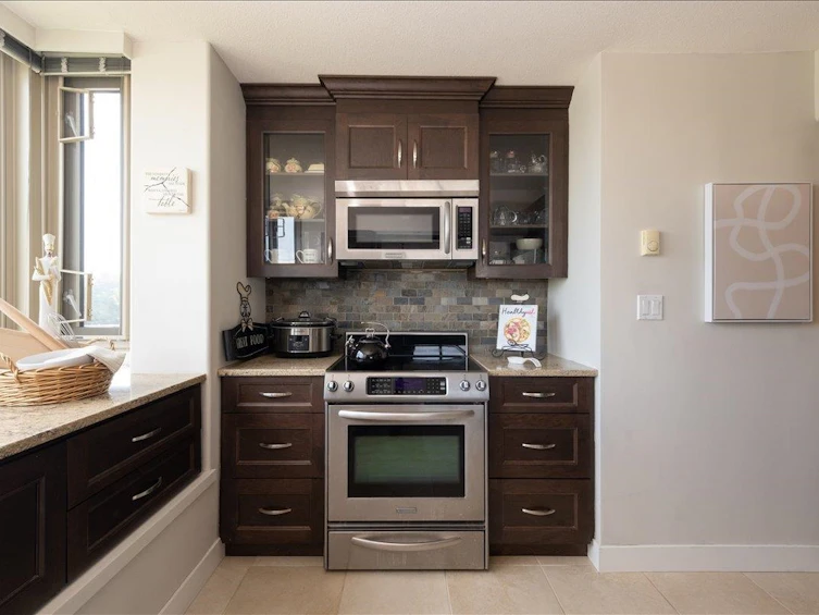 802-1405 W 12th Avenue, Vancouver, BC, V6H 1M6 - 12