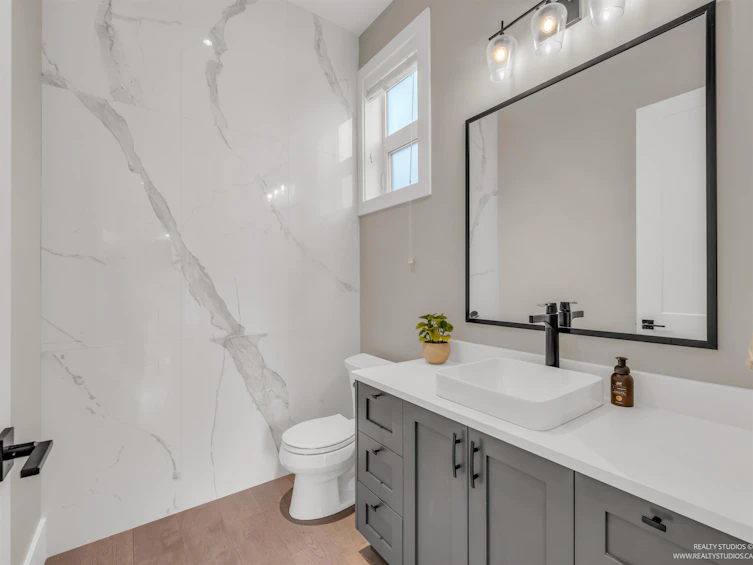 2177 E 20th Avenue, Vancouver, BC, V5N 2L5 - 17