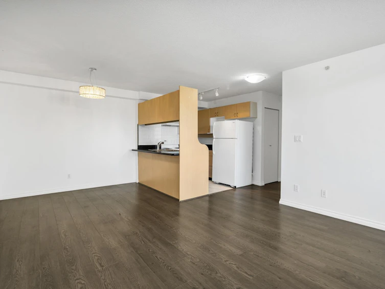 1106-6611 Cooney Road, Richmond, BC, V6Y 4C5 - 9