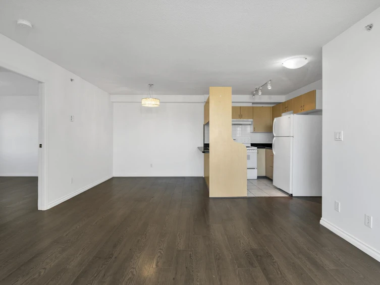 1106-6611 Cooney Road, Richmond, BC, V6Y 4C5 - 10