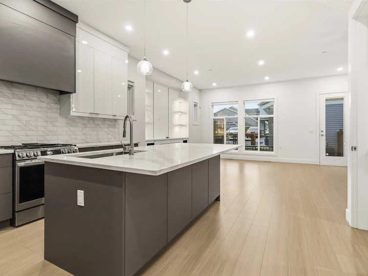 7381 197 Street, Langley, BC, V2Y 3R5 - 14