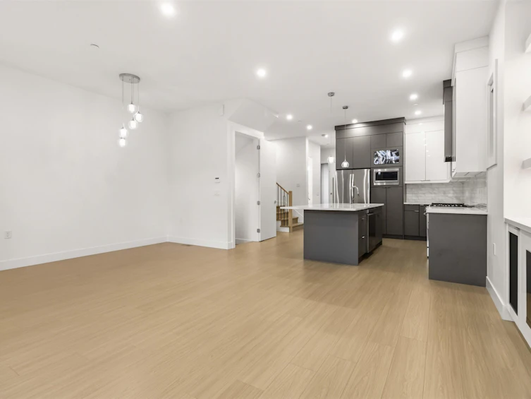 7381 197 Street, Langley, BC, V2Y 3R5 - 9