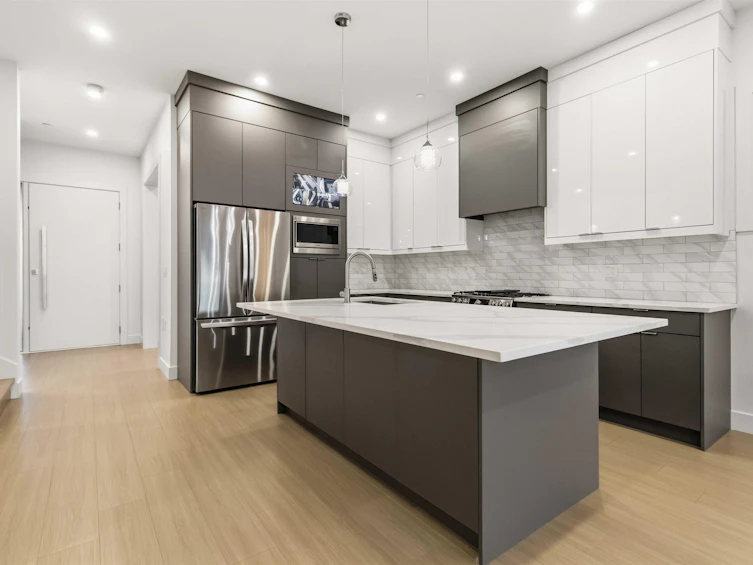 7381 197 Street, Langley, BC, V2Y 3R5 - 11