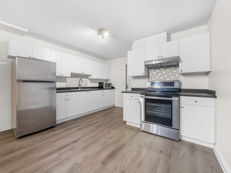 7739 126a Street, Surrey, BC, V3W 6Z9 - 33