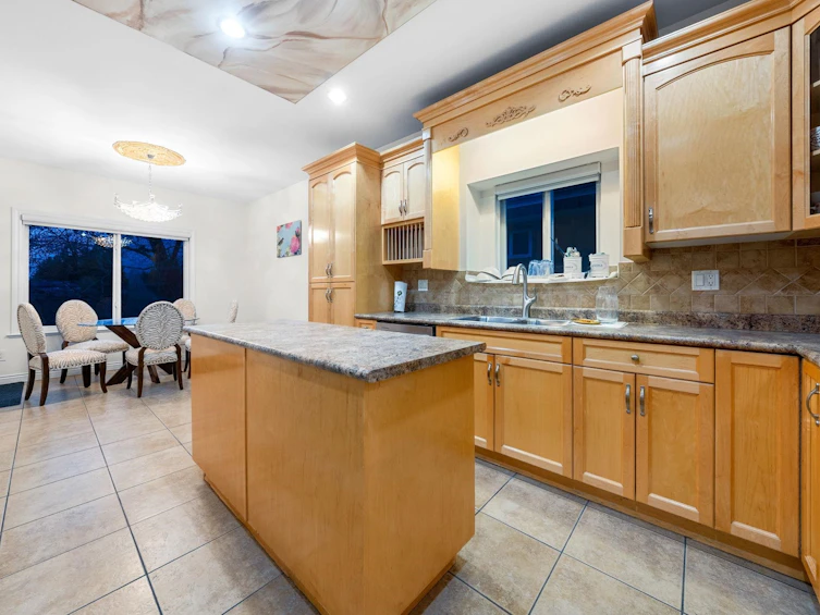 7739 126a Street, Surrey, BC, V3W 6Z9 - 16