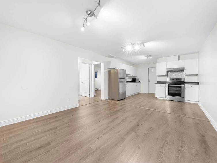 7739 126a Street, Surrey, BC, V3W 6Z9 - 31