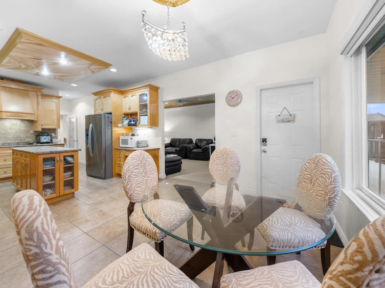 7739 126a Street, Surrey, BC, V3W 6Z9 - 21
