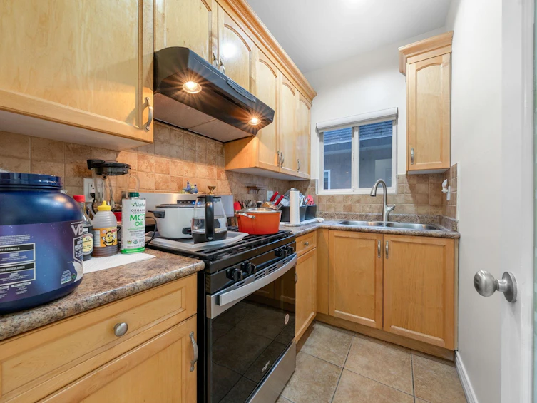 7739 126a Street, Surrey, BC, V3W 6Z9 - 19
