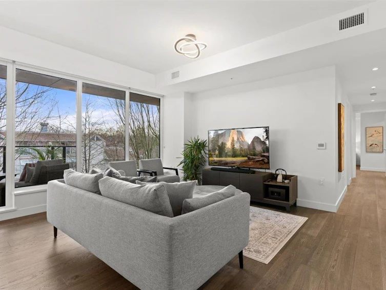 304-717 W 17th Avenue, Vancouver, BC, V5Z 1V1 - 4
