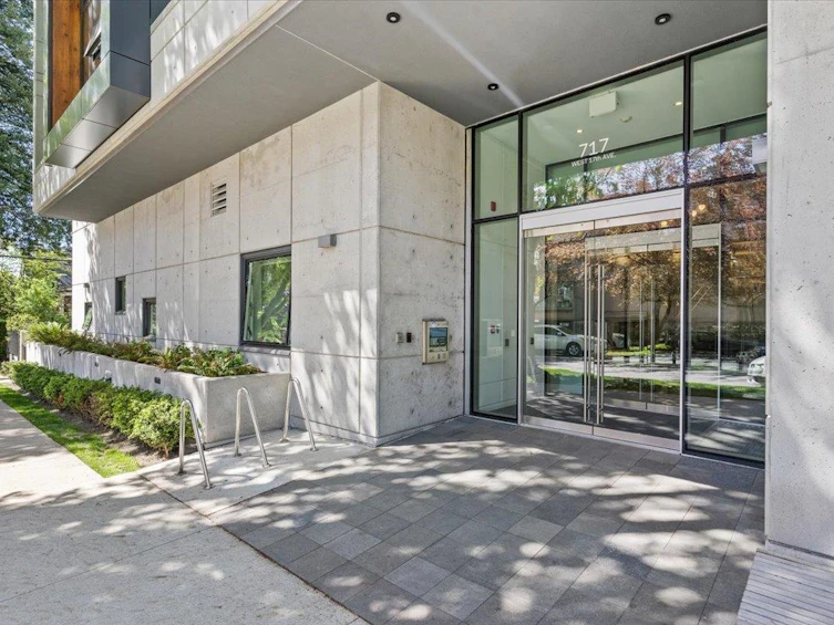 304-717 W 17th Avenue, Vancouver, BC, V5Z 1V1 - 2