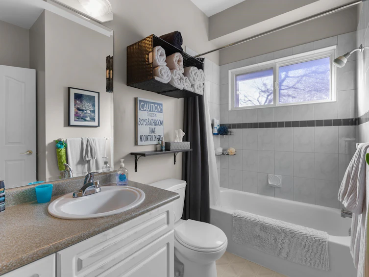 35651 Terravista Place, Abbotsford, BC, V3G 2Y2 - 26