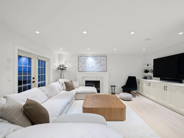 1261 Eldon Road, North Vancouver, BC, V7R 1T5 - 4