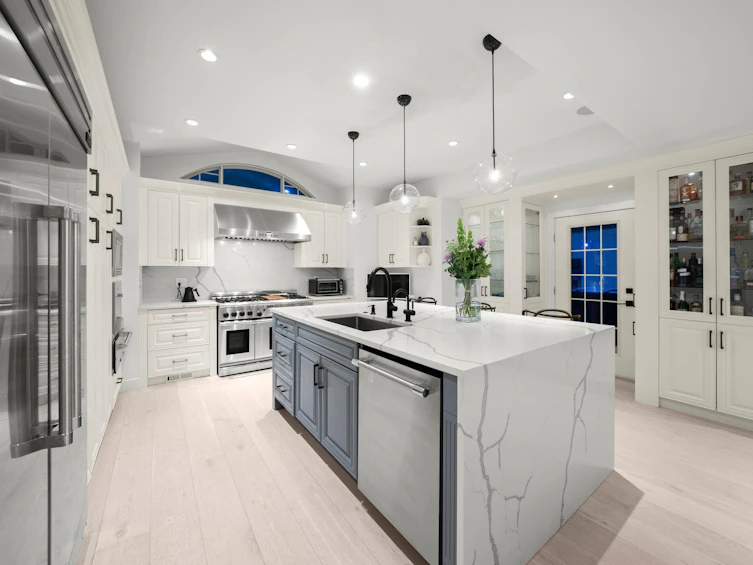 1261 Eldon Road, North Vancouver, BC, V7R 1T5 - 8