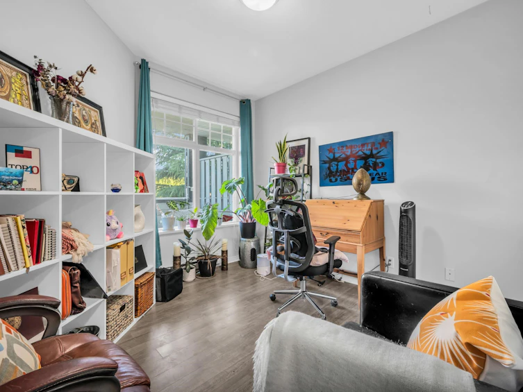 213-83 Star Crescent, New Westminster, BC, V3M 6X8 - 13