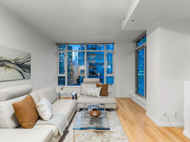 807-1211 Melville Street, Vancouver, BC, V6E 0A7 - 3