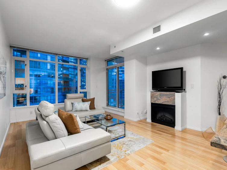 807-1211 Melville Street, Vancouver, BC, V6E 0A7 - 5