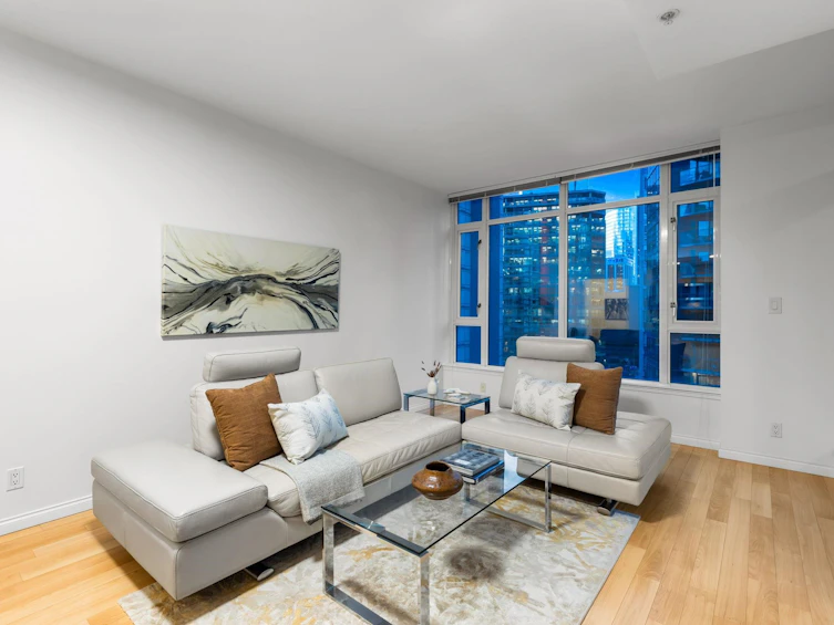 807-1211 Melville Street, Vancouver, BC, V6E 0A7 - 4