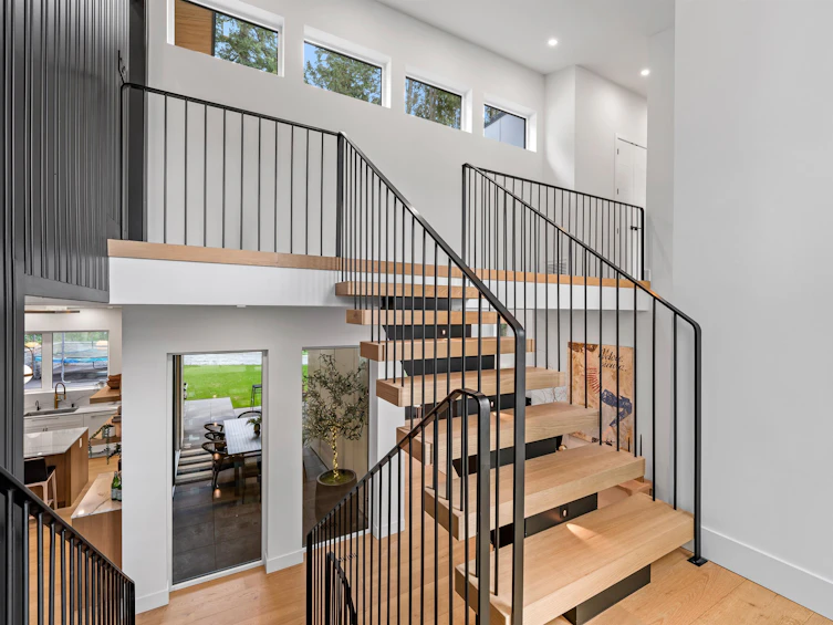 4528 Skyline Drive, North Vancouver, BC, V7R 3H1 - 17